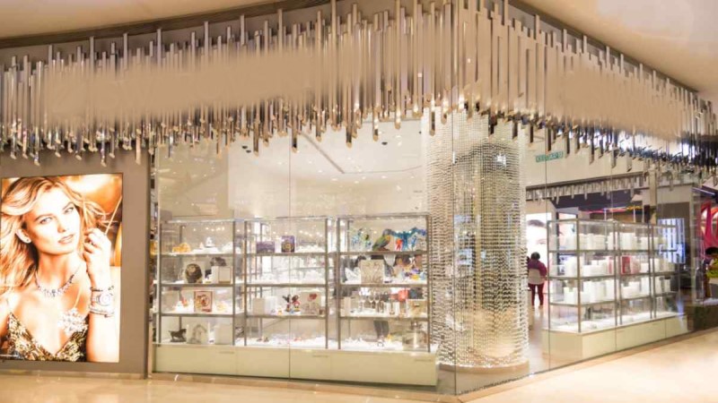 Add World display in a luxury jewellery showroom